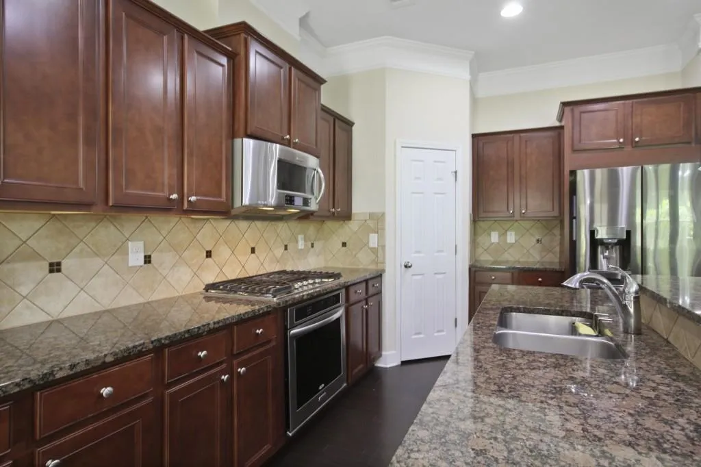 123 Barkley Lane, Atlanta, Georgia 30328, 3 Bedrooms Bedrooms, ,3 BathroomsBathrooms,Residential,Sold,123 Barkley Lane,6940697