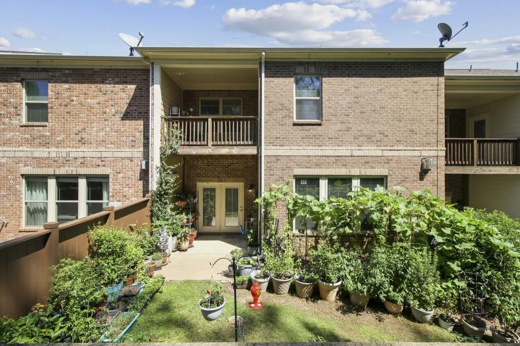 123 Barkley Lane, Atlanta, Georgia 30328, 3 Bedrooms Bedrooms, ,3 BathroomsBathrooms,Residential,Sold,123 Barkley Lane,6940697