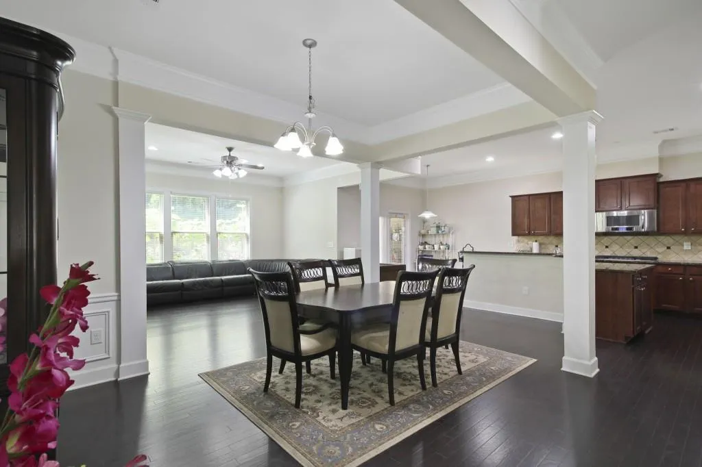 123 Barkley Lane, Atlanta, Georgia 30328, 3 Bedrooms Bedrooms, ,3 BathroomsBathrooms,Residential,Sold,123 Barkley Lane,6940697