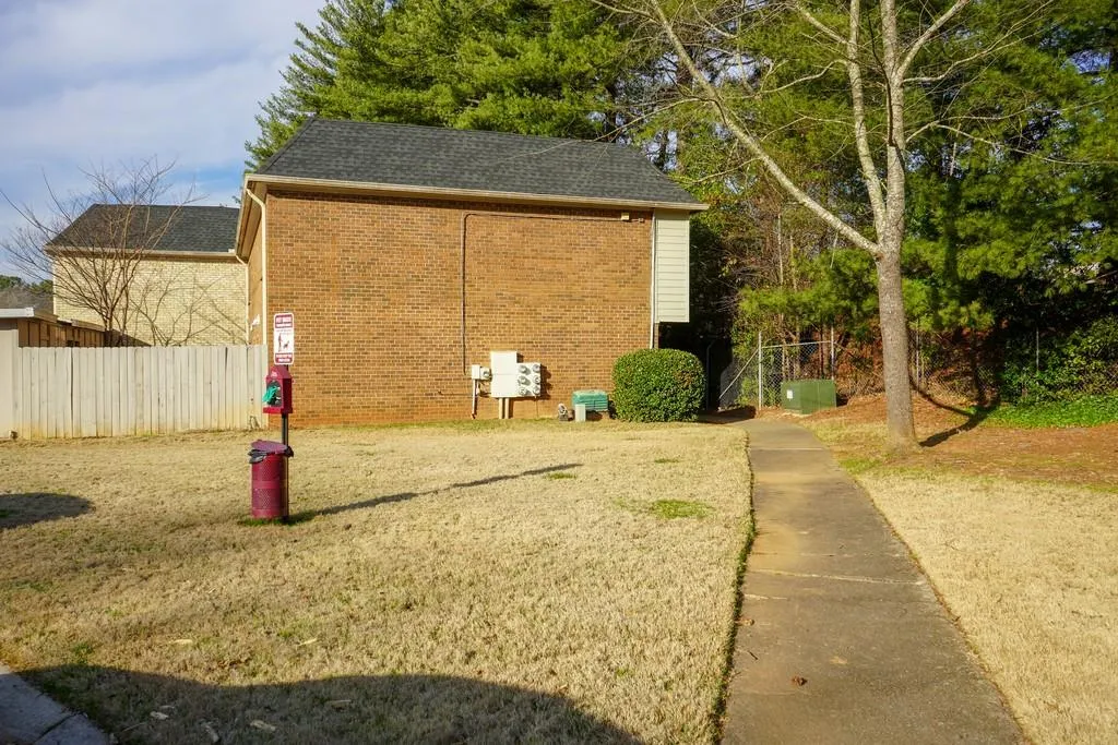 290 Winding River Drive Unit B, Atlanta, Georgia 30350, 2 Bedrooms Bedrooms, ,2 BathroomsBathrooms,Residential,Sold,290 Winding River Drive Unit B,6503548