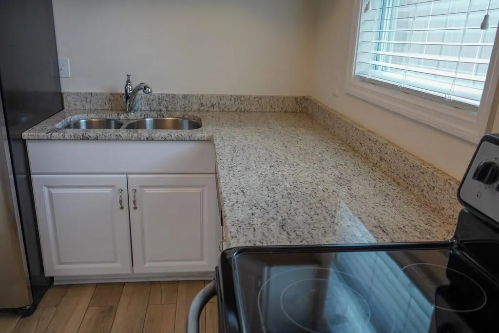 290 Winding River Drive Unit B, Atlanta, Georgia 30350, 2 Bedrooms Bedrooms, ,2 BathroomsBathrooms,Residential,Sold,290 Winding River Drive Unit B,6503548