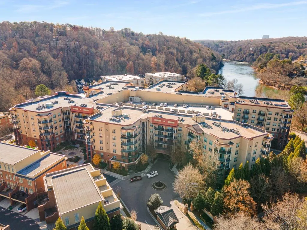 200 River Vista Drive Unit 330, Atlanta, Georgia 30339, 1 Bedroom Bedrooms, ,1 BathroomBathrooms,Residential,Sold,200 River Vista Drive Unit 330,7513411