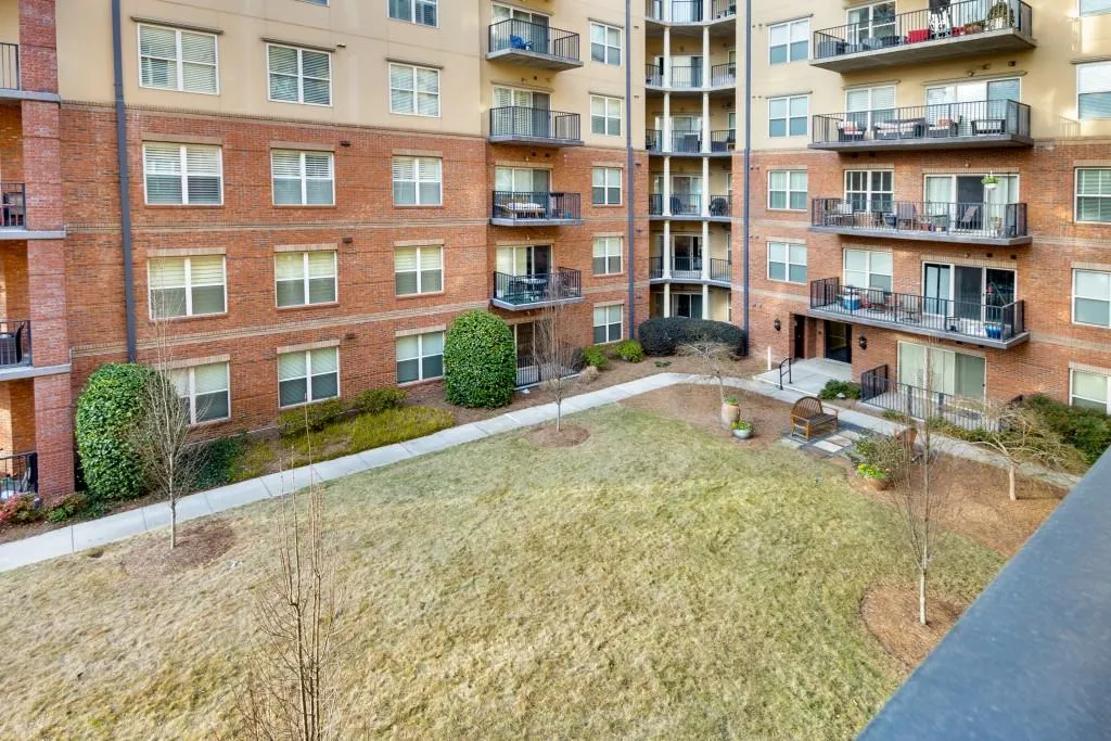 200 River Vista Drive Unit 330, Atlanta, Georgia 30339, 1 Bedroom Bedrooms, ,1 BathroomBathrooms,Residential,Sold,200 River Vista Drive Unit 330,7513411