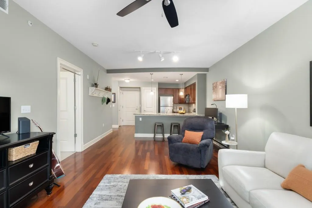 200 River Vista Drive Unit 330, Atlanta, Georgia 30339, 1 Bedroom Bedrooms, ,1 BathroomBathrooms,Residential,Sold,200 River Vista Drive Unit 330,7513411