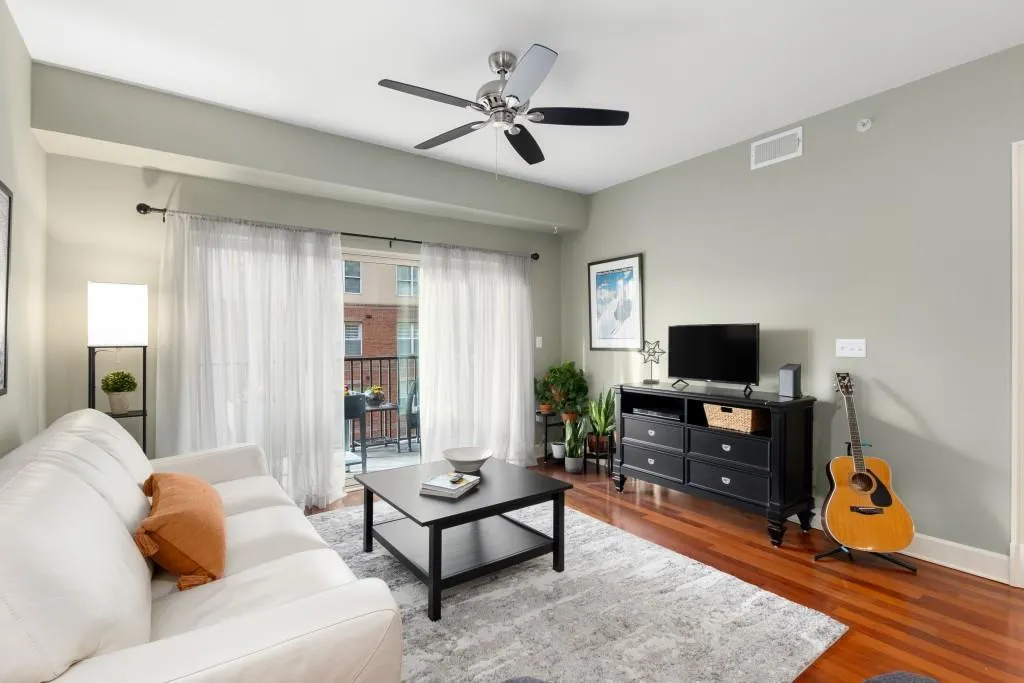 200 River Vista Drive Unit 330, Atlanta, Georgia 30339, 1 Bedroom Bedrooms, ,1 BathroomBathrooms,Residential,Sold,200 River Vista Drive Unit 330,7513411