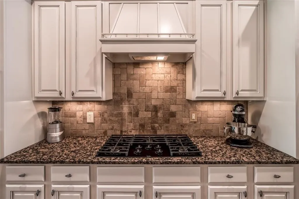 964 Telfair Close, Sandy Springs, Georgia 30350, 3 Bedrooms Bedrooms, ,3 BathroomsBathrooms,Residential,Sold,964 Telfair Close,6639941