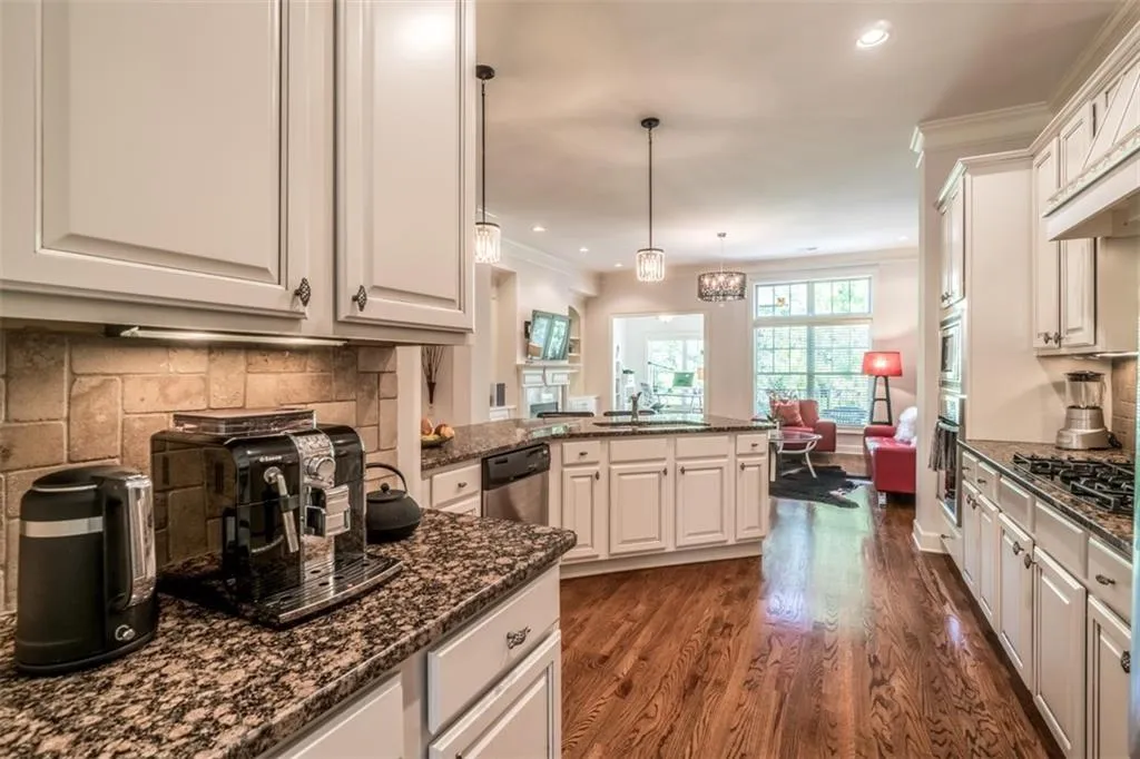 964 Telfair Close, Sandy Springs, Georgia 30350, 3 Bedrooms Bedrooms, ,3 BathroomsBathrooms,Residential,Sold,964 Telfair Close,6639941