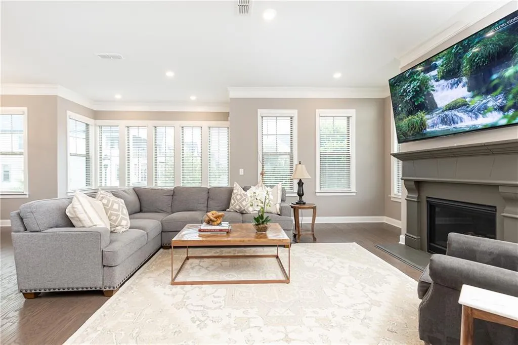 3900 Danube Lane, Atlanta, Georgia 30339, 3 Bedrooms Bedrooms, ,3 BathroomsBathrooms,Residential,For Sale,3900 Danube Lane,7602997