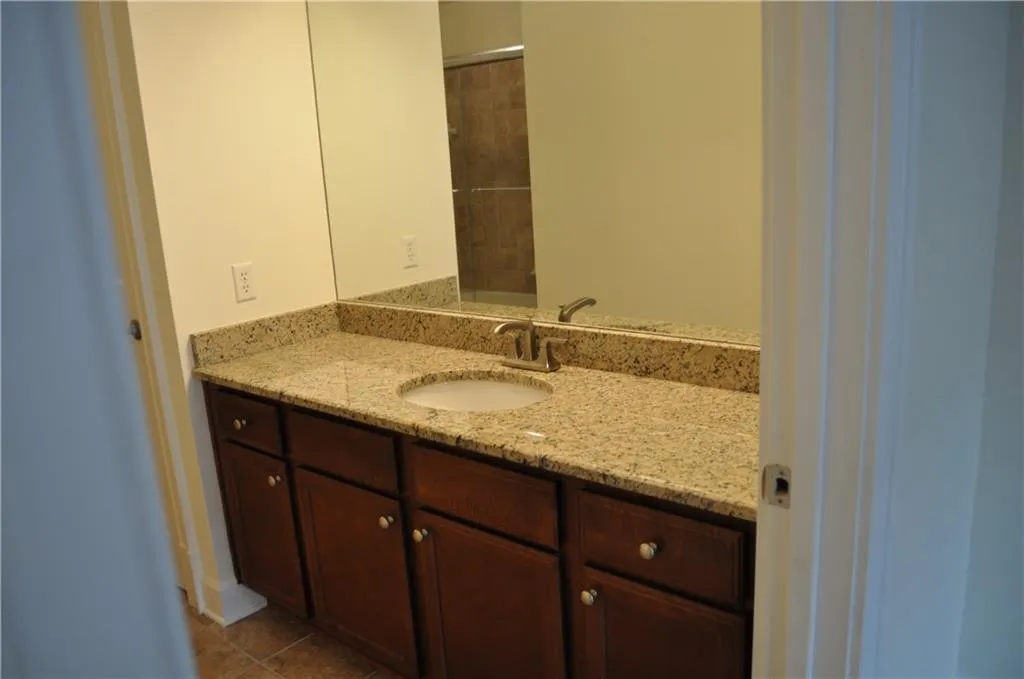 200 River Vista Drive Unit 633, Atlanta, Georgia 30339, 2 Bedrooms Bedrooms, ,2 BathroomsBathrooms,Residential,Sold,200 River Vista Drive Unit 633,6613736