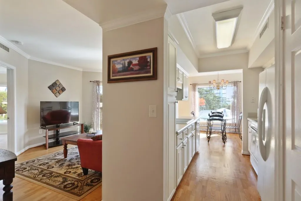 1 Biscayne Drive Nw Unit 501, Atlanta, Georgia 30309, 1 Bedroom Bedrooms, ,1 BathroomBathrooms,Residential,Sold,1 Biscayne Drive Nw Unit 501,6102363