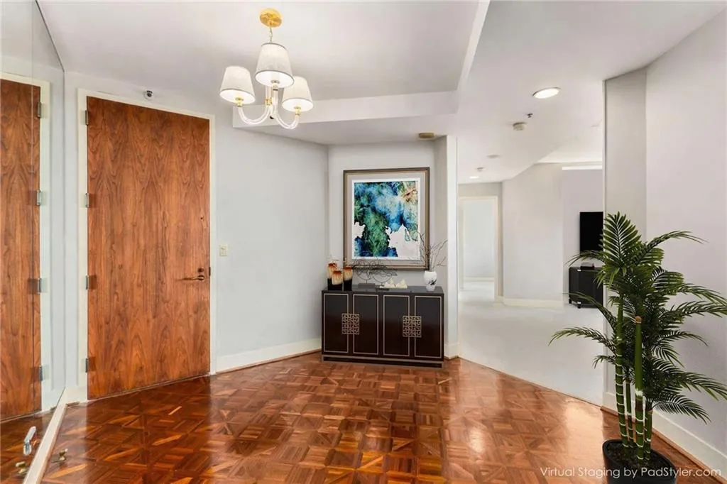 2660 Peachtree Road Nw Unit 18g, Atlanta, Georgia 30305, 1 Bedroom Bedrooms, 0 ,2 BathroomsBathrooms,Residential,For Sale,2660 Peachtree Road Nw Unit 18g,7479158