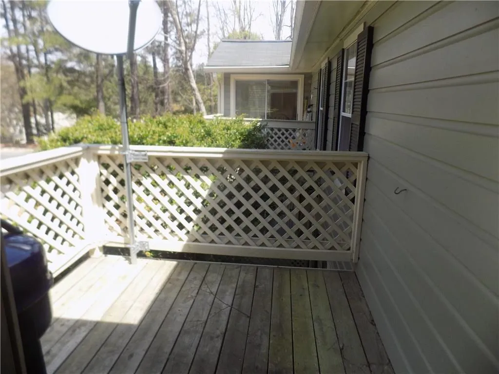 910 Natchez Trace, Atlanta, Georgia 30350, 2 Bedrooms Bedrooms, ,2 BathroomsBathrooms,Residential,Sold,910 Natchez Trace,5667161