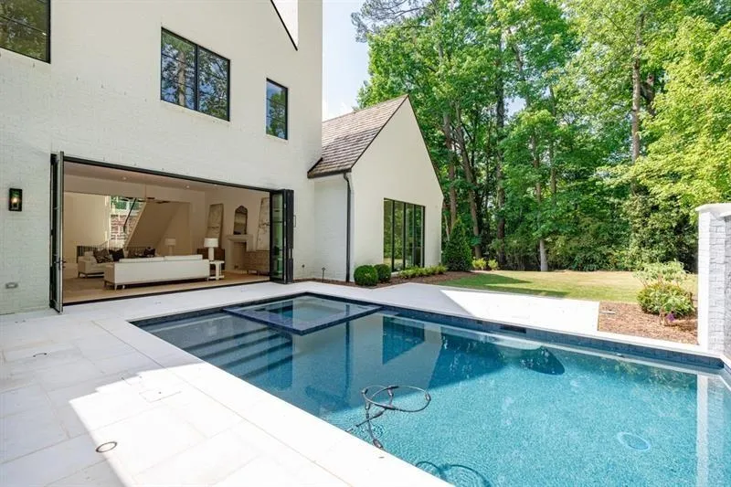 2983 Habersham Court Nw, Atlanta, Georgia 30305, 6 Bedrooms Bedrooms, 0 ,7 BathroomsBathrooms,Residential,For Sale,2983 Habersham Court Nw,7783381