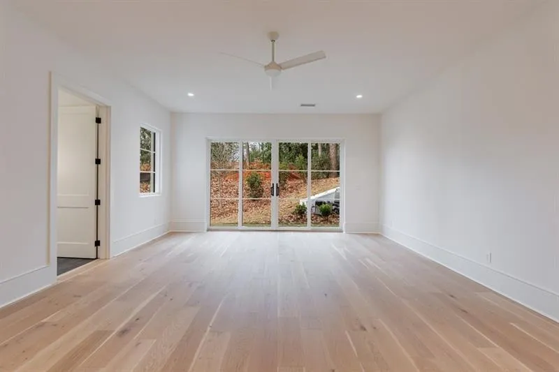2983 Habersham Court Nw, Atlanta, Georgia 30305, 6 Bedrooms Bedrooms, 0 ,7 BathroomsBathrooms,Residential,For Sale,2983 Habersham Court Nw,7783381
