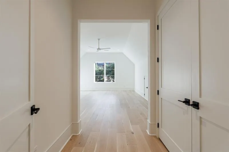 2983 Habersham Court Nw, Atlanta, Georgia 30305, 6 Bedrooms Bedrooms, 0 ,7 BathroomsBathrooms,Residential,For Sale,2983 Habersham Court Nw,7783381