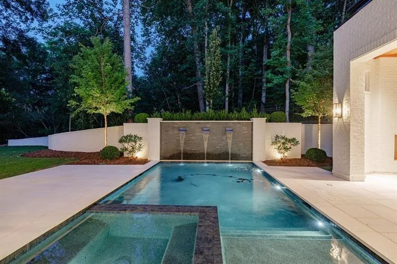 2983 Habersham Court Nw, Atlanta, Georgia 30305, 6 Bedrooms Bedrooms, 0 ,7 BathroomsBathrooms,Residential,For Sale,2983 Habersham Court Nw,7783381