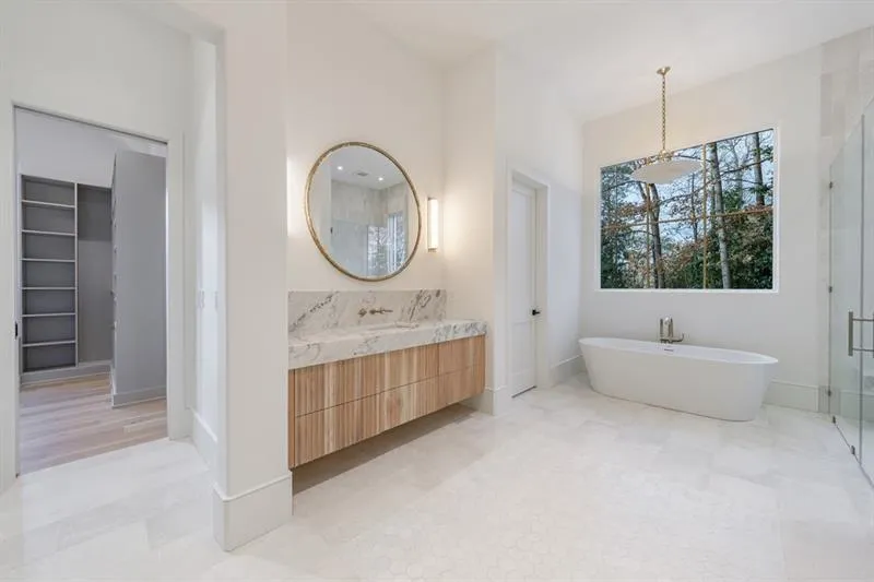 2983 Habersham Court Nw, Atlanta, Georgia 30305, 6 Bedrooms Bedrooms, 0 ,7 BathroomsBathrooms,Residential,For Sale,2983 Habersham Court Nw,7783381
