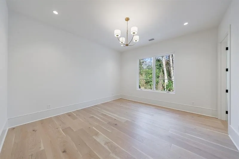 2983 Habersham Court Nw, Atlanta, Georgia 30305, 6 Bedrooms Bedrooms, 0 ,7 BathroomsBathrooms,Residential,For Sale,2983 Habersham Court Nw,7783381