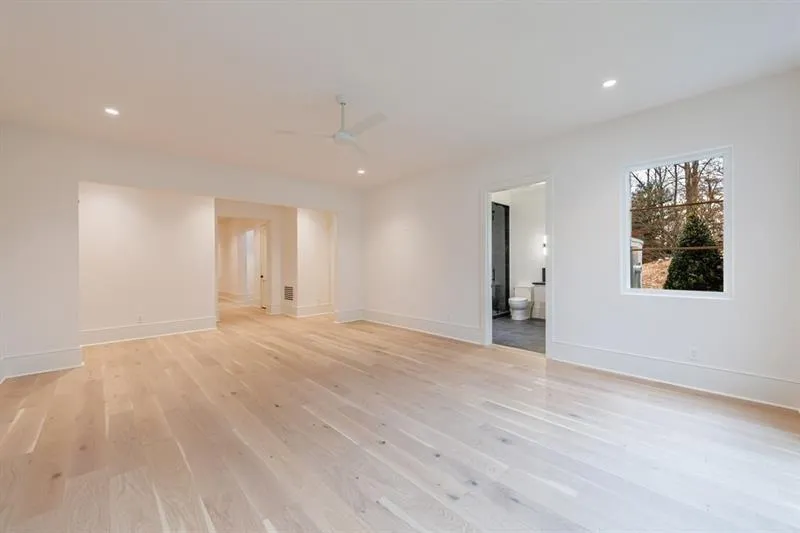 2983 Habersham Court Nw, Atlanta, Georgia 30305, 6 Bedrooms Bedrooms, 0 ,7 BathroomsBathrooms,Residential,For Sale,2983 Habersham Court Nw,7783381