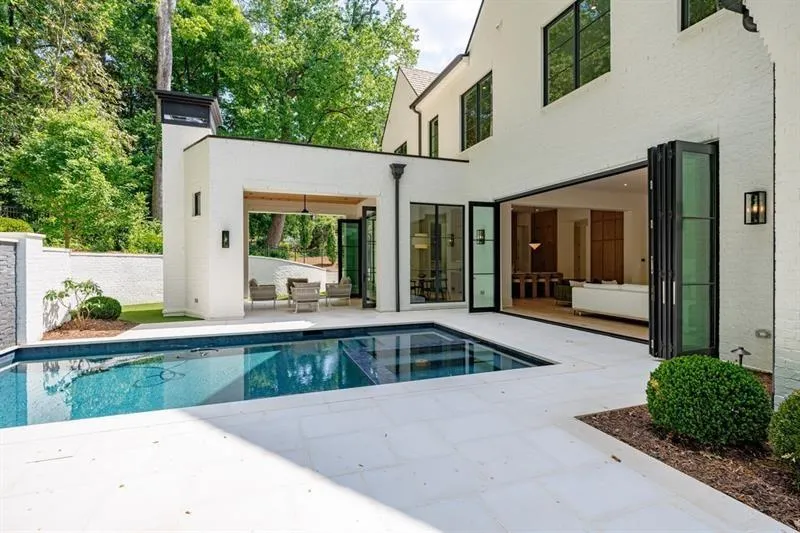 2983 Habersham Court Nw, Atlanta, Georgia 30305, 6 Bedrooms Bedrooms, 0 ,7 BathroomsBathrooms,Residential,For Sale,2983 Habersham Court Nw,7783381