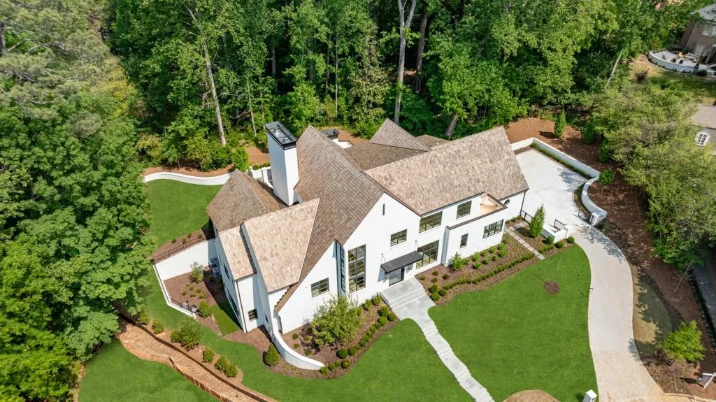 2983 Habersham Court Nw, Atlanta, Georgia 30305, 6 Bedrooms Bedrooms, 0 ,7 BathroomsBathrooms,Residential,For Sale,2983 Habersham Court Nw,7783381