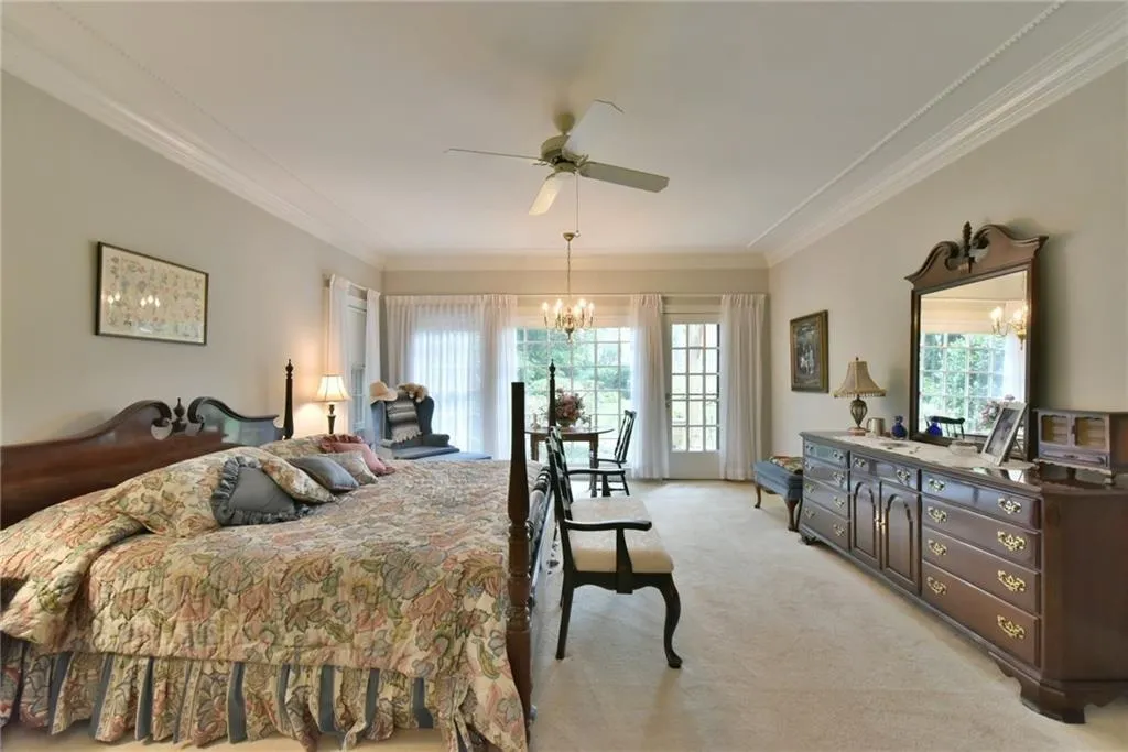 460 Huntcliff Green, Sandy Springs, Georgia 30350, 4 Bedrooms Bedrooms, ,3 BathroomsBathrooms,Residential,Sold,460 Huntcliff Green,5950577