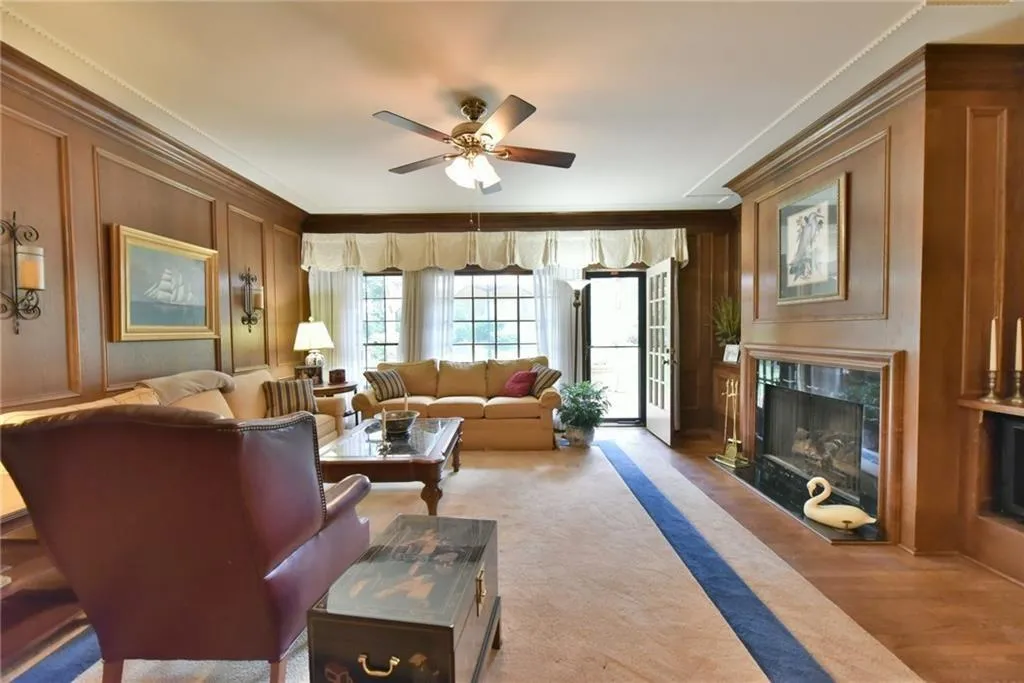 460 Huntcliff Green, Sandy Springs, Georgia 30350, 4 Bedrooms Bedrooms, ,3 BathroomsBathrooms,Residential,Sold,460 Huntcliff Green,5950577