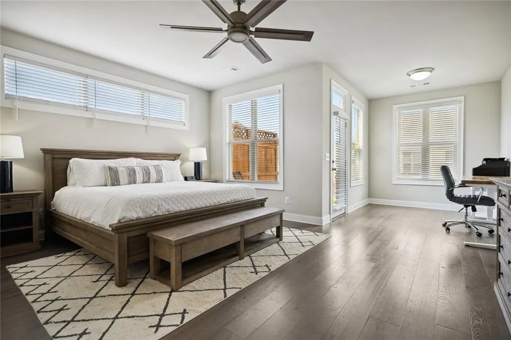 4329 Parkside Place, Sandy Springs, Georgia 30342, 3 Bedrooms Bedrooms, ,3 BathroomsBathrooms,Residential,Sold,4329 Parkside Place,7118369