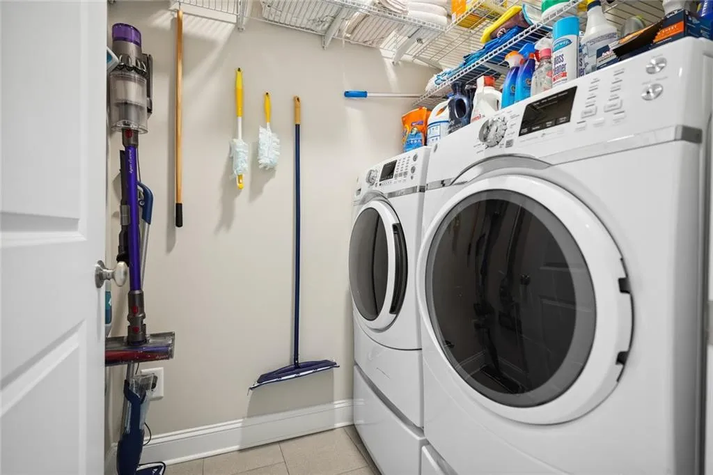 4329 Parkside Place, Sandy Springs, Georgia 30342, 3 Bedrooms Bedrooms, ,3 BathroomsBathrooms,Residential,Sold,4329 Parkside Place,7118369