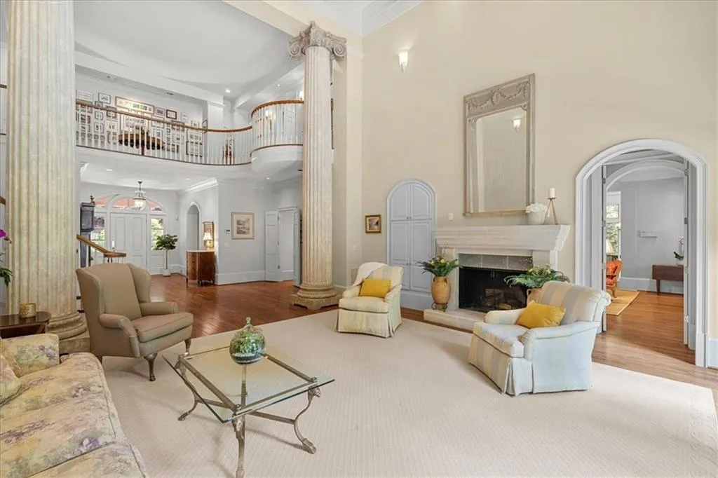 2080 Spalding Drive, Sandy Springs, Georgia 30350, 6 Bedrooms Bedrooms, ,6 BathroomsBathrooms,Residential,Sold,2080 Spalding Drive,7215839