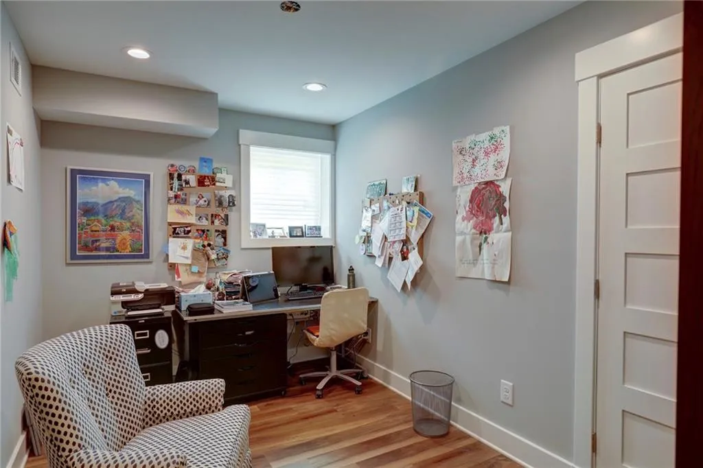 6405 Bridgewood Valley Road, Atlanta, Georgia 30328, 5 Bedrooms Bedrooms, ,3 BathroomsBathrooms,Residential,Sold,6405 Bridgewood Valley Road,6707354