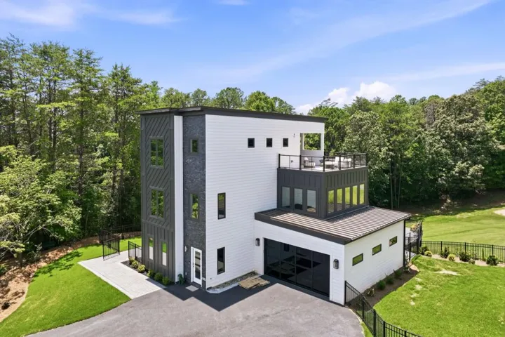 84 Schwarzwald Strasse, Helen, Georgia 30545