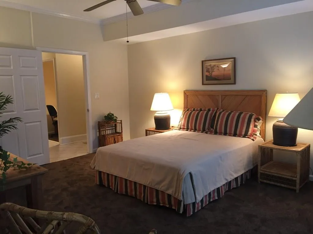 5135 Chemin De Vie Unit 5135, Atlanta, Georgia 30342, 2 Bedrooms Bedrooms, ,2 BathroomsBathrooms,Residential,Sold,5135 Chemin De Vie Unit 5135,5701497