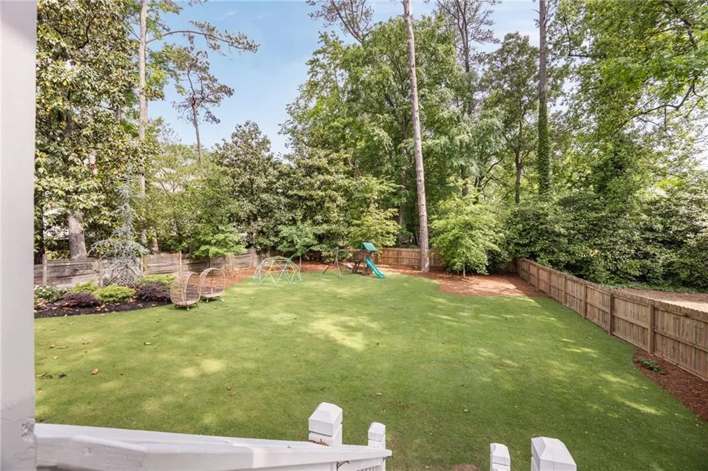 304 Meadowbrook Drive Ne, Atlanta, Georgia 30342, 6 Bedrooms Bedrooms, ,6 BathroomsBathrooms,Residential,Sold,304 Meadowbrook Drive Ne,7574489