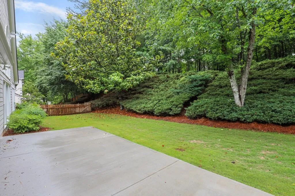 185 Smithdun Lane, Sandy Springs, Georgia 30350, 4 Bedrooms Bedrooms, ,3 BathroomsBathrooms,Residential,Sold,185 Smithdun Lane,6729589