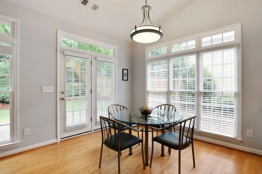 185 Smithdun Lane, Sandy Springs, Georgia 30350, 4 Bedrooms Bedrooms, ,3 BathroomsBathrooms,Residential,Sold,185 Smithdun Lane,6729589