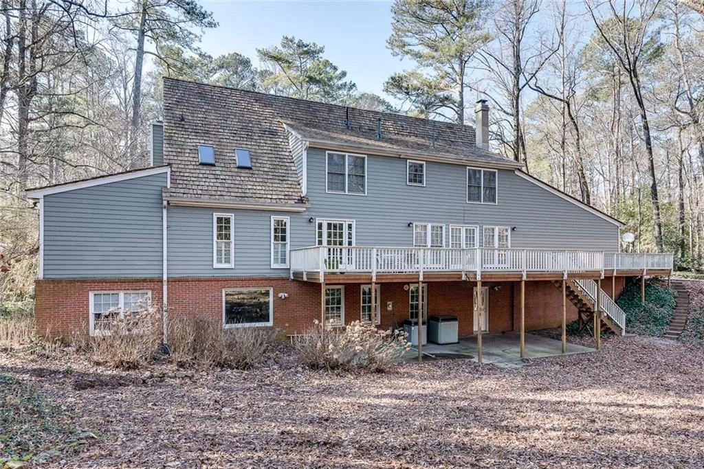 8180 Winged Foot Drive, Sandy Springs, Georgia 30350, 4 Bedrooms Bedrooms, ,3 BathroomsBathrooms,Residential,Sold,8180 Winged Foot Drive,6824335