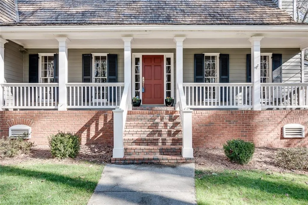 8180 Winged Foot Drive, Sandy Springs, Georgia 30350, 4 Bedrooms Bedrooms, ,3 BathroomsBathrooms,Residential,Sold,8180 Winged Foot Drive,6824335