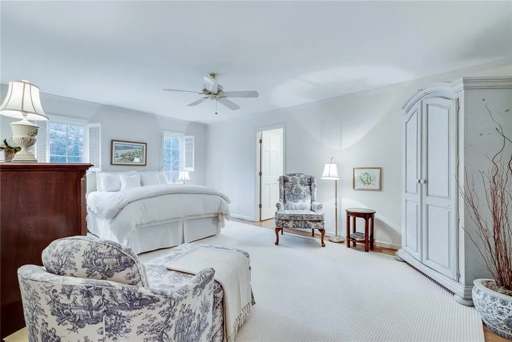 8180 Winged Foot Drive, Sandy Springs, Georgia 30350, 4 Bedrooms Bedrooms, ,3 BathroomsBathrooms,Residential,Sold,8180 Winged Foot Drive,6824335