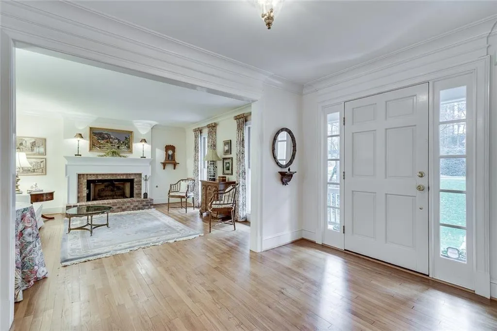 8180 Winged Foot Drive, Sandy Springs, Georgia 30350, 4 Bedrooms Bedrooms, ,3 BathroomsBathrooms,Residential,Sold,8180 Winged Foot Drive,6824335