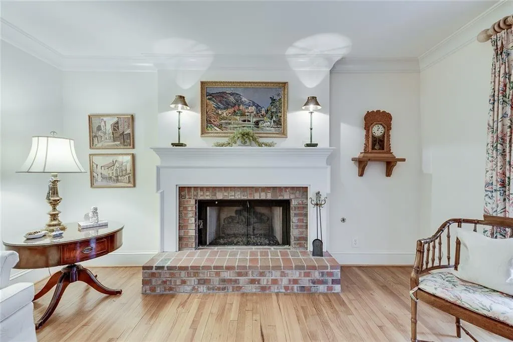8180 Winged Foot Drive, Sandy Springs, Georgia 30350, 4 Bedrooms Bedrooms, ,3 BathroomsBathrooms,Residential,Sold,8180 Winged Foot Drive,6824335