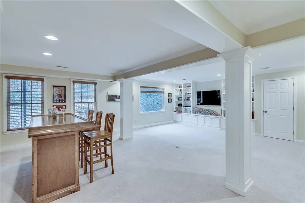 8180 Winged Foot Drive, Sandy Springs, Georgia 30350, 4 Bedrooms Bedrooms, ,3 BathroomsBathrooms,Residential,Sold,8180 Winged Foot Drive,6824335