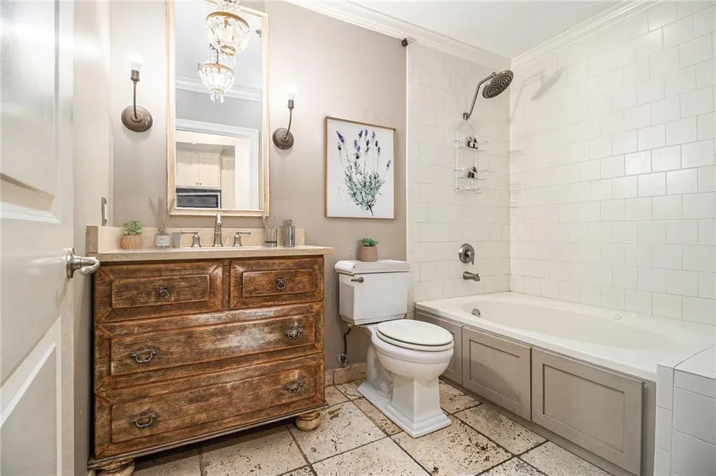 2255 Peachtree Road Ne Unit 527, Atlanta, Georgia 30309, 1 Bedroom Bedrooms, ,1 BathroomBathrooms,Residential,For Sale,2255 Peachtree Road Ne Unit 527,7623552