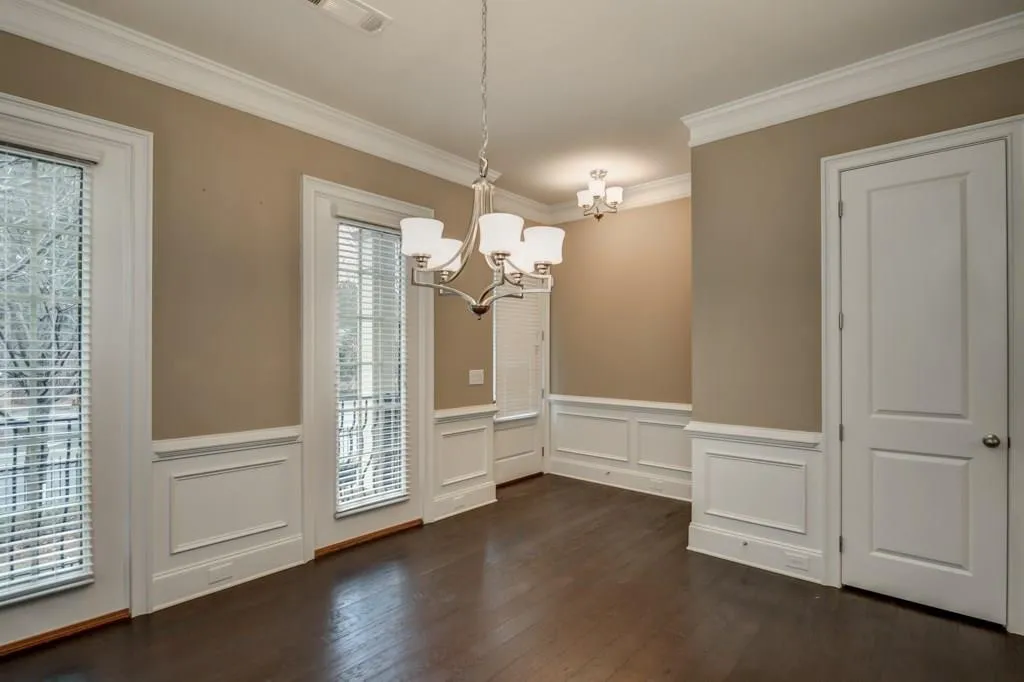 443 Alderwood Street, Sandy Springs, Georgia 30328, 3 Bedrooms Bedrooms, ,3 BathroomsBathrooms,Residential,Sold,443 Alderwood Street,5940190