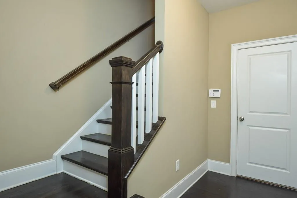 443 Alderwood Street, Sandy Springs, Georgia 30328, 3 Bedrooms Bedrooms, ,3 BathroomsBathrooms,Residential,Sold,443 Alderwood Street,5940190