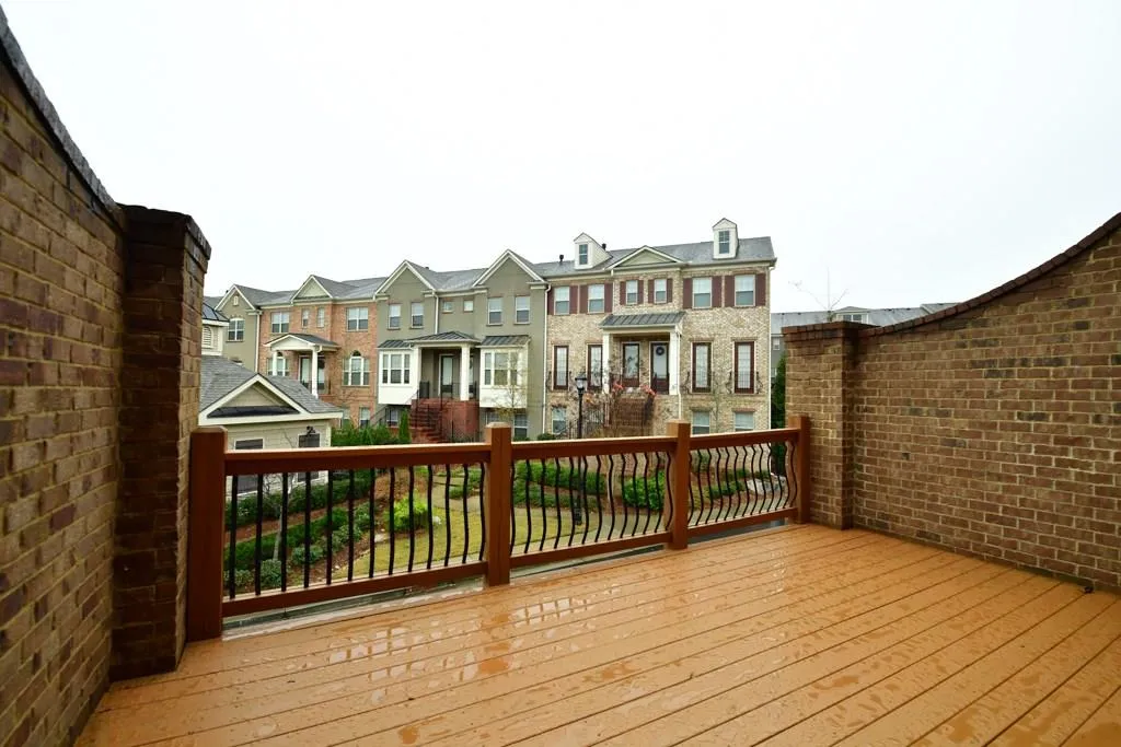 443 Alderwood Street, Sandy Springs, Georgia 30328, 3 Bedrooms Bedrooms, ,3 BathroomsBathrooms,Residential,Sold,443 Alderwood Street,5940190