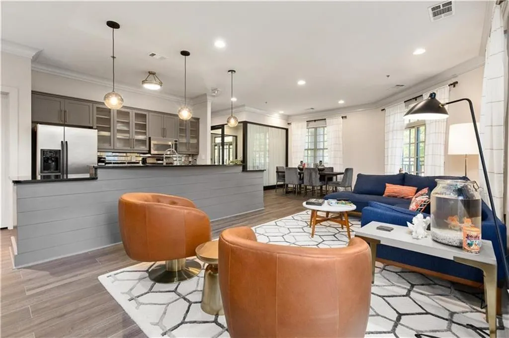 1055 Piedmont Avenue Ne Unit 408, Atlanta, Georgia 30309, 1 Bedroom Bedrooms, ,1 BathroomBathrooms,Residential,For Sale,1055 Piedmont Avenue Ne Unit 408,7637312
