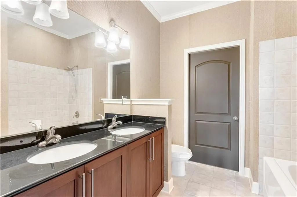 1055 Piedmont Avenue Ne Unit 408, Atlanta, Georgia 30309, 1 Bedroom Bedrooms, ,1 BathroomBathrooms,Residential,For Sale,1055 Piedmont Avenue Ne Unit 408,7637312