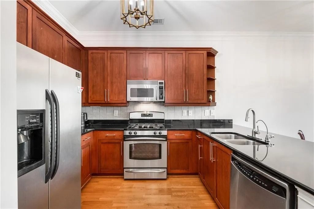 1055 Piedmont Avenue Ne Unit 408, Atlanta, Georgia 30309, 1 Bedroom Bedrooms, ,1 BathroomBathrooms,Residential,For Sale,1055 Piedmont Avenue Ne Unit 408,7637312