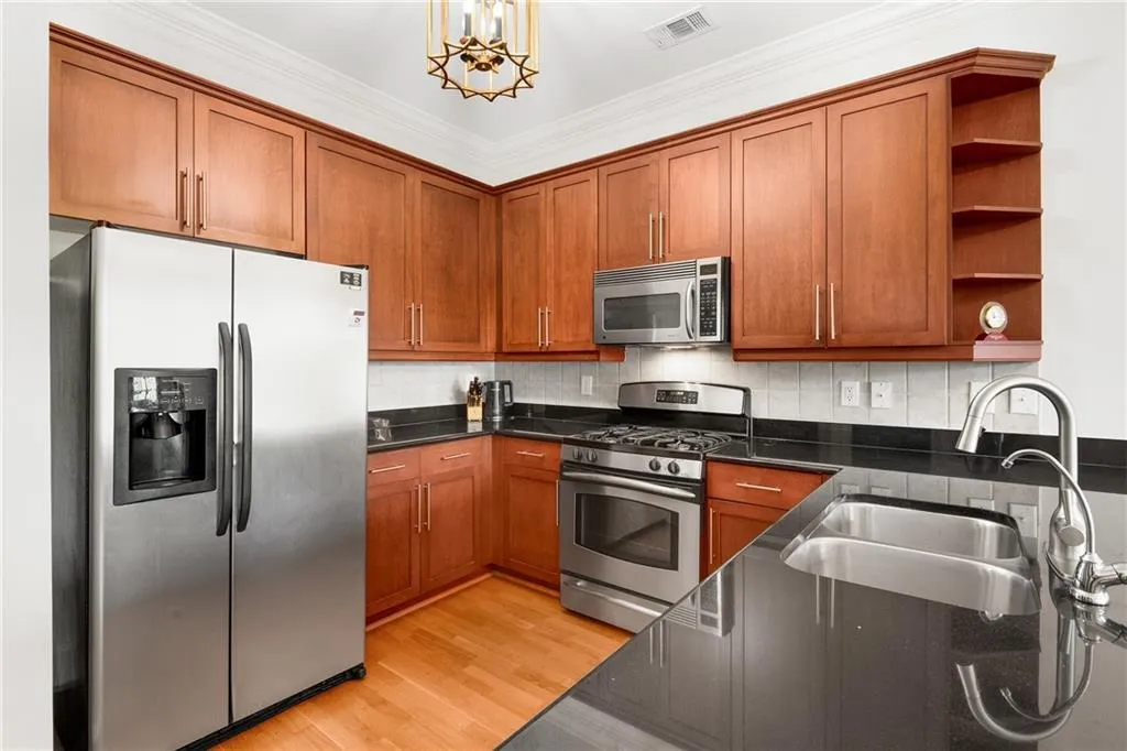1055 Piedmont Avenue Ne Unit 408, Atlanta, Georgia 30309, 1 Bedroom Bedrooms, ,1 BathroomBathrooms,Residential,For Sale,1055 Piedmont Avenue Ne Unit 408,7637312